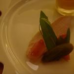 ラ・レゾナンス - 阿波地鶏を少しレア感を残して・・