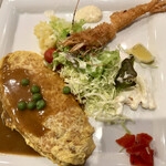 Minami Jiyuuken - 牛肉オムライス&天使の海老フライ1030円（2023/2現在）