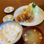 とん八 - カキフライ定食