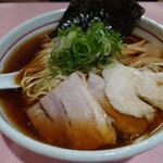 らーめん研究所 - スープ4番　麺6番