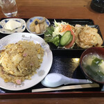 よこちゃん亭 - チャーハンと生姜焼き