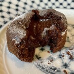 キノシタ - メニューB6,600円、クルミ入りフォンダンショコラ ピスタチオのアイスクリーム