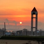 讃岐うどん がもう - 円通寺から見た朝日