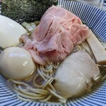 中華そば よしかわ - 特製煮干しそば白醤油