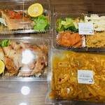 創作れすとらんフウライボウ - 赤魚ロースト（500）副菜盛り合わせ（500）鶏肉のロースト（500）もつ（700）