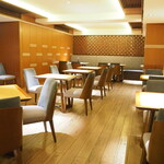 Hiruton Nagoya Eguzekuthi Buraunji - 