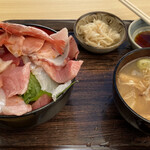 横浜魚市場卸協同組合 厚生食堂 - 