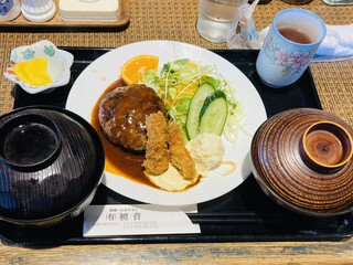 Resutoran Hatsune - ハンバーグ＆カキフライ定食