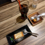 Itaria Shokudou Biba- - 白桃タルトとアイスコーヒー