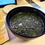 回転寿司みさき - ランチセットのアオサの味噌汁