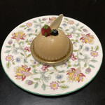 cake & cafe Ecrin - アンド カエデ590円