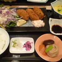 尾張 三ぶん - 牡蠣フライ