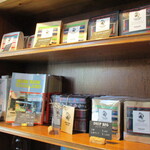 AKHA AMA COFFEE - コーヒー豆は店頭で販売しています