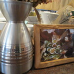 AKHA AMA COFFEE - タイの農園の人たちとの食事の写真かなぁ