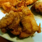 菊乃家本店 - 大ぶりな唐揚げ