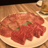 焼肉うしごろ 新宿三丁目店 - 