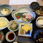 日本料理 八重山 - 