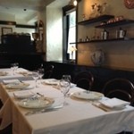 メゾン・カシュカシュ - テーブル