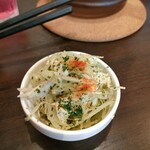 洋食 ツバキ亭 - 何故かサービスしていただけた小鉢。とても美味い