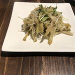 Chuuka To Osake Noguchi - ザーサイと野菜和え