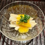 ぬま田 - 平貝　ハマボウフウ　金柑酢