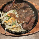 Gyuutan Sakaba Tannosuke - ハラミの鉄板焼き