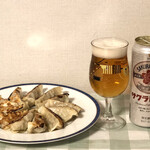 Kourakuen - 餃子でサクラビールをゴクゴク！