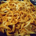 ゴールデンファイブヌードル - 茶色の麺沼