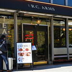 THE R.C. ARMS - 土曜13:03頃訪問 → 13:27頃訪問