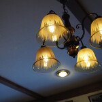 미카도 커피 Karuizawa Kyudo Ten - 조명도 분위기를 잘 살리고 있습니다.