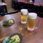 中板海鮮ホルモンあらた - ビールで乾杯❗️