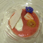 イタリアンレストラン Zucca - ストロベリーハウス・アサノさんの苺のドルチェ