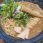 燻製麺 燻 - 