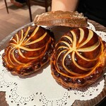 ラチュレ - 黒アワビのパイ包