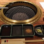 SATOブリアン七番 - 多彩なタレ