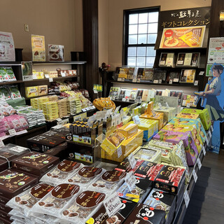 かどの駄菓子屋フジバンビ_2