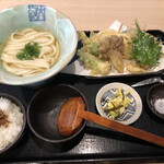 本格手打うどん 大河 - 