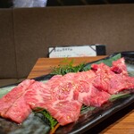 Kuroge Wagyuu Yakiniku Ushikuro - 