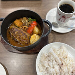 さかい珈琲 - ハンバーグデミグラス煮込み