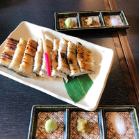 炭焼きうなぎ・かしわ 登河 - 
