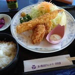 Shinsei Zansou Kantorikurabu - 大海老ミックスフライ定食 追加差額330円
