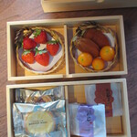 厳島いろは - 三段の引き出しの中身