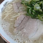 ラーメン新蔵 - 大盛ラーメン