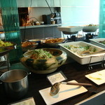 オールドマンズ アン - ビュッフェコーナー