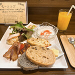 ビストロ アン ファミーユ - モーニングプレート