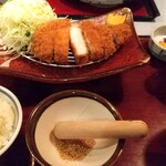 Katsu Hana - [雪国育ち豚]中ロースカツ定食 1518円