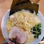 町田商店 鶴岡インター店 - 塩ネギラーメン￥980