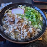 やまびこ弁天 - 肉うどん（大盛）