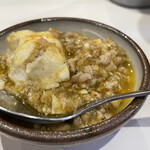 Tonkatsu Botan - サービスのひき肉と豆腐の煮物