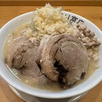 元祖普通系ラーメン 石川商店 - G系石川二郎